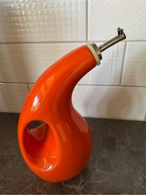 Rachael Ray Orange Ceramic Olive Oil Dispenser 24 oz